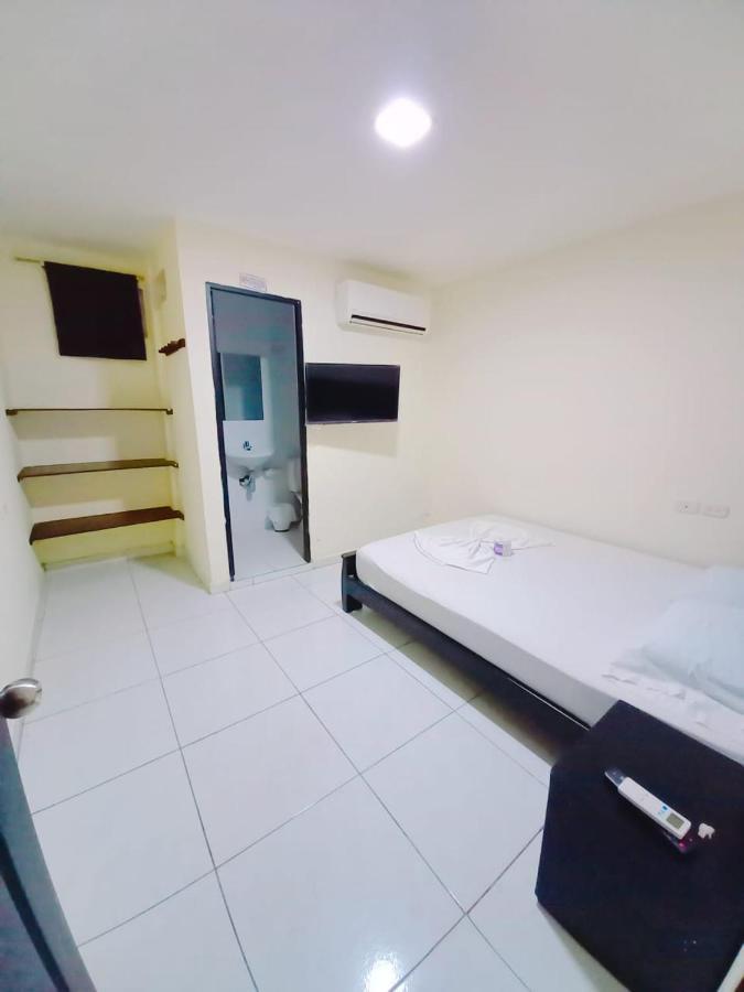 Hostal Boca Chica - Cartagena — Photos 2